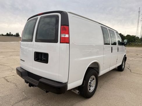 New 2025 Chevrolet Express 2500 w/ Driver Convenience Package RWD image 5