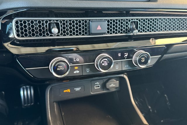 Used 2023 Honda Civic Sport image 18