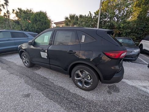 New 2026 Ford Escape ST-Line FWD image 8