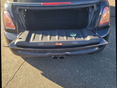 Used 2010 MINI Cooper John Cooper Works image 16