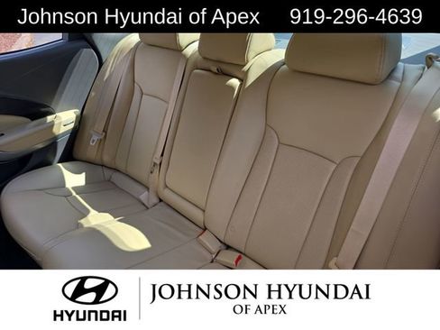 Used 2014 Hyundai Azera Limited w/ Option Group 02 image 25