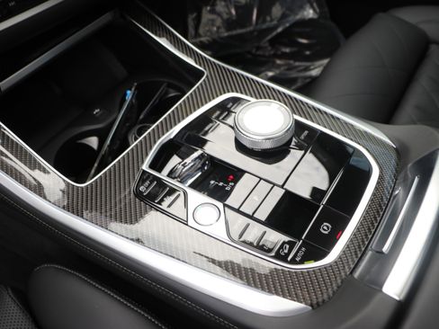 New 2026 BMW X5 M60i image 24