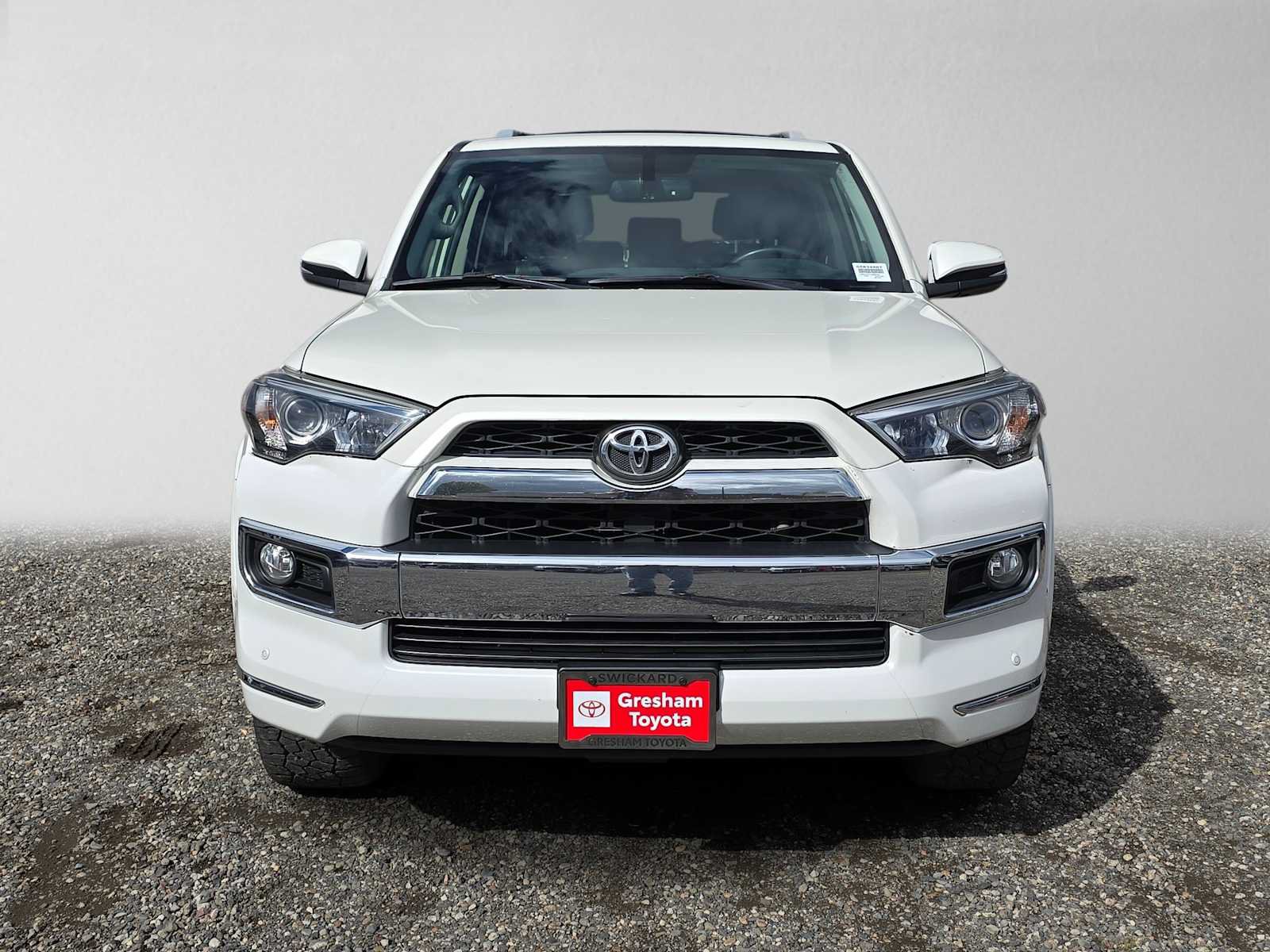 Used 2018 Toyota 4Runner Limited AWD/4WD image 10