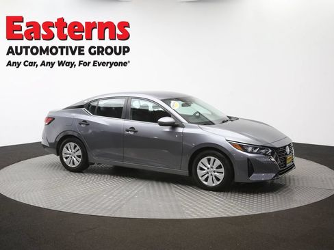 Used 2024 Nissan Sentra S FWD image 46