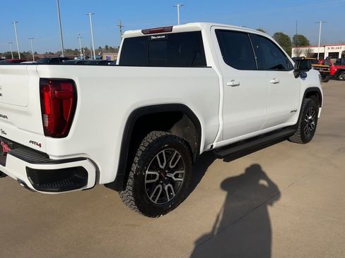 Used 2021 GMC Sierra 1500 AT4 w/ AT4 Preferred Package image 7