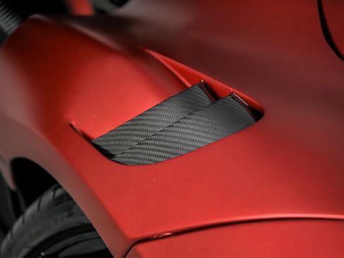 Used 2018 McLaren 720S RWD image 8
