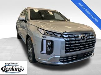 Used 2024 Hyundai Palisade Calligraphy video 1