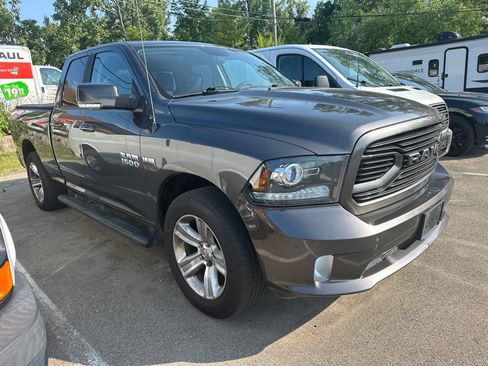 Used 2018 RAM 1500 Sport w/ Sport Premium Group AWD/4WD image 3