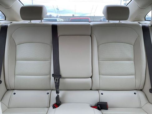 Used 2024 Chevrolet Malibu LT image 39