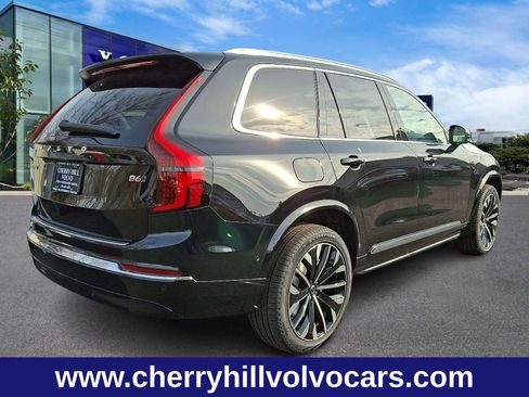 New 2026 Volvo XC90 B6 Plus w/ Protection Package Premier image 4