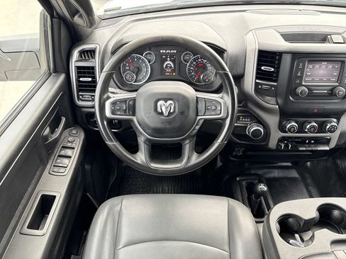 Used 2024 RAM 3500 Tradesman w/ Chrome Appearance Group AWD/4WD image 19