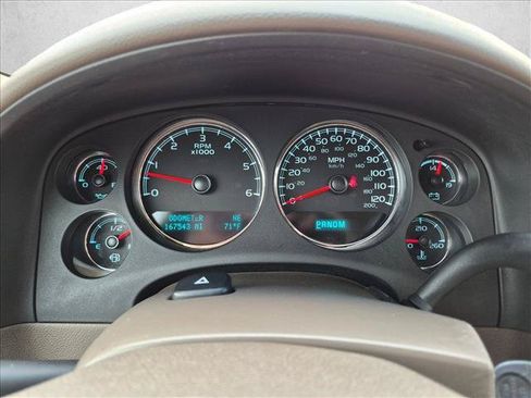 Used 2014 Chevrolet Suburban LT AWD/4WD image 11