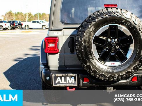 Used 2021 Jeep Wrangler Unlimited Rubicon w/ Uconnect 4C Nav & Sound Group AWD/4WD image 13