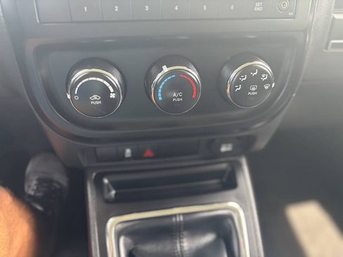 Used 2016 Jeep Patriot Sport w/ Power Value Group FWD image 16