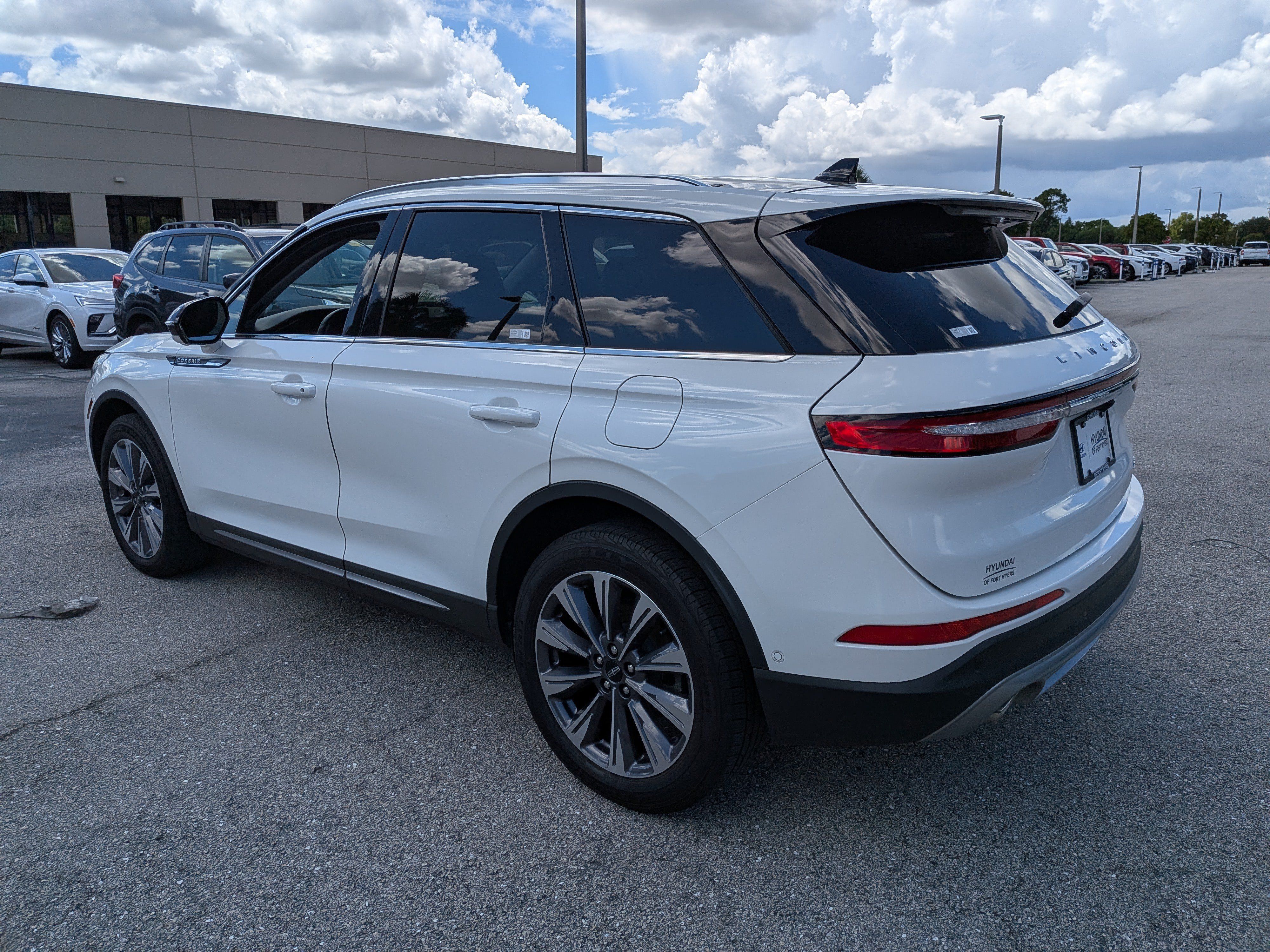 Used 2020 Lincoln Corsair Reserve w/ Equipment Group 201A AWD/4WD image 6