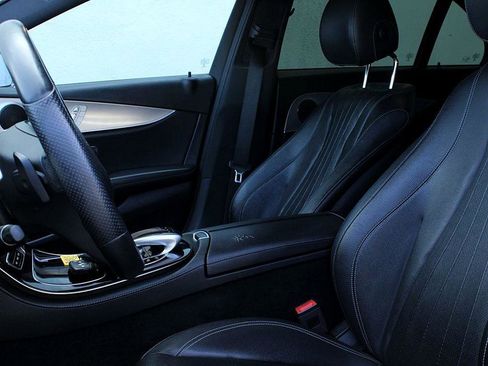 Used 2018 Mercedes-Benz E 300 image 12