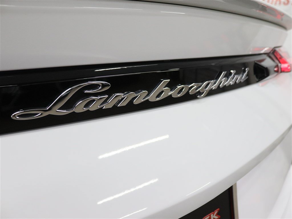 Used 2021 Lamborghini Urus AWD/4WD image 9