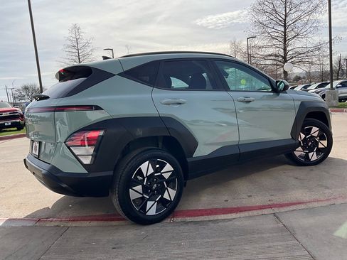 Used 2025 Hyundai Kona SEL image 6