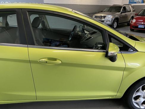 Used 2011 Ford Fiesta SES w/ 301A Rapid Spec Order Code image 18