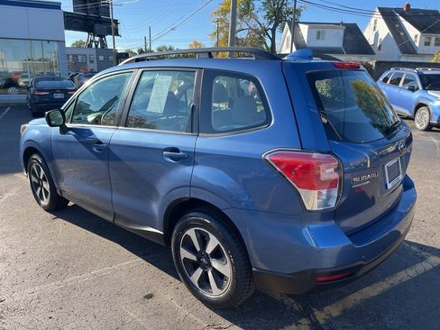 Used 2018 Subaru Forester 2.5i w/ Alloy Wheel Package image 7