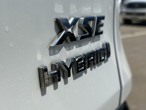 Certified 2023 Toyota RAV4 XSE AWD/4WD image 9