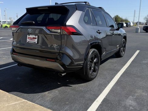Used 2019 Toyota RAV4 XSE image 6