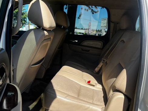 Used 2012 GMC Yukon XL Denali AWD/4WD image 10