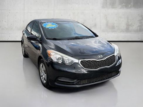 Used 2015 Kia Forte LX image 3