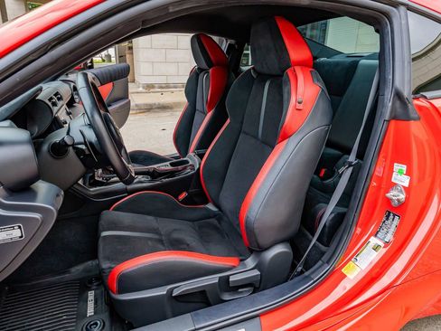 Used 2024 Toyota GR86 TRUENO Edition RWD image 25