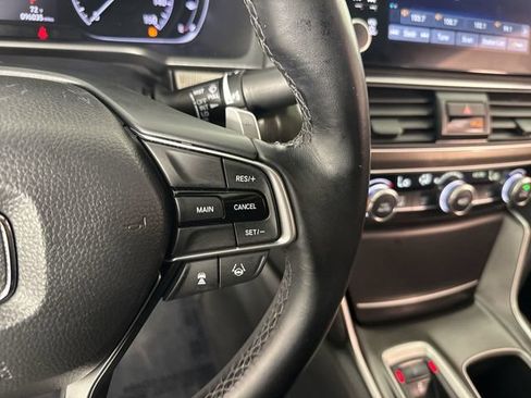 Used 2019 Honda Accord Sport image 13