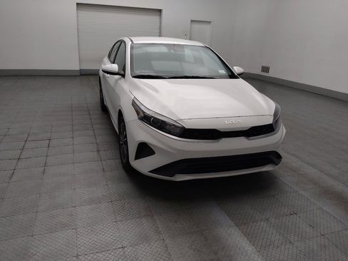 Used 2024 Kia Forte LXS FWD image 13