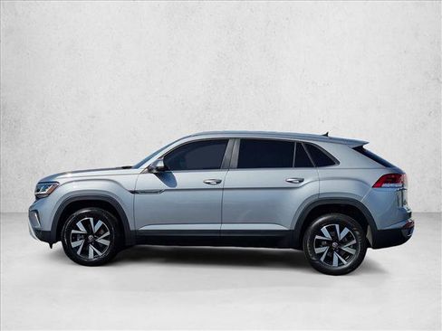 Used 2023 Volkswagen Atlas Cross Sport SE FWD image 9