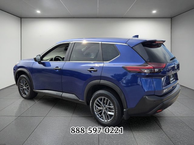 Used 2021 Nissan Rogue S FWD image 3