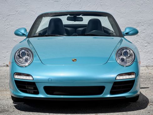 Used 2012 Porsche 911 Cabriolet image 12