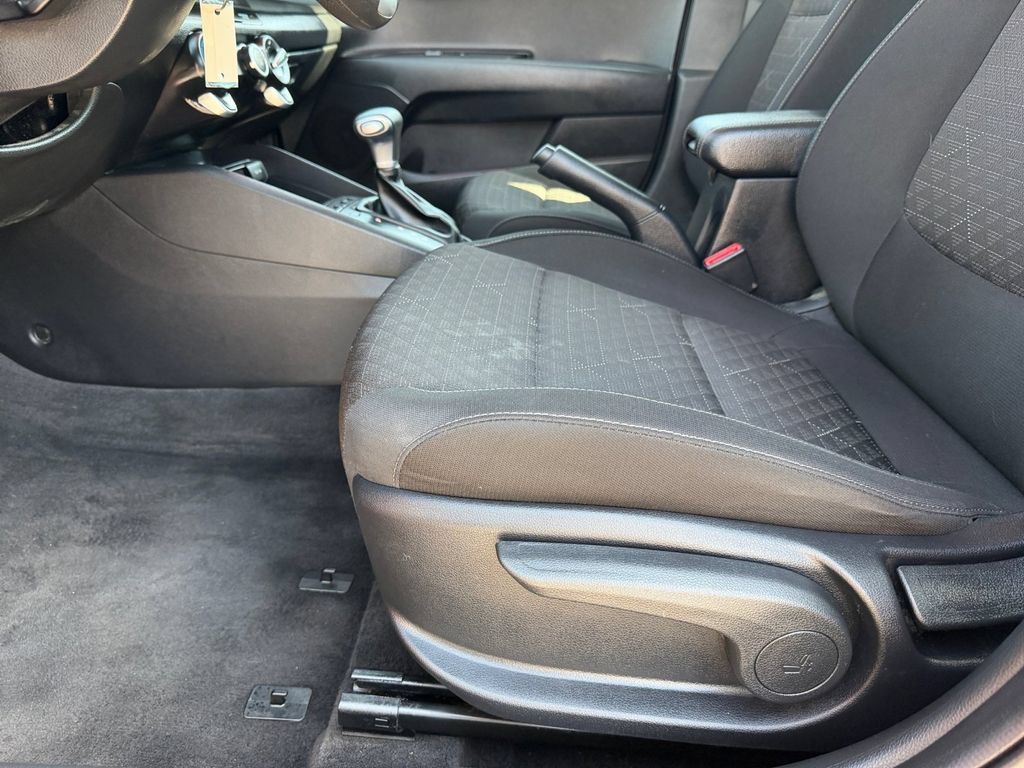 Used 2021 Kia Rio S FWD image 11