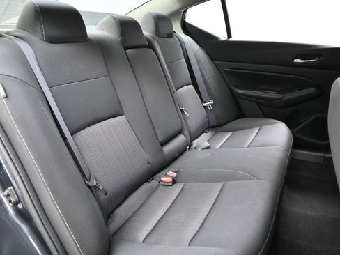 Used 2022 Nissan Altima 2.5 SV image 11