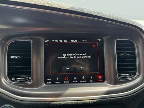 Used 2019 Dodge Charger Scat Pack w/ Navigation & Travel Group image 32