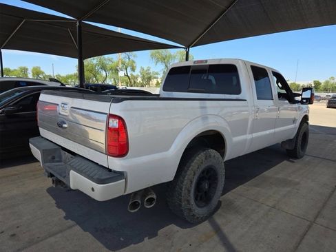Used 2016 Ford F250 Platinum AWD/4WD image 3