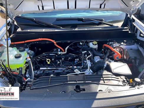 New 2025 Ford Maverick XLT w/ XLT Luxury Package image 10