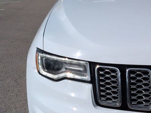 Used 2021 Jeep Grand Cherokee Overland w/ Trailer Tow Group IV image 10