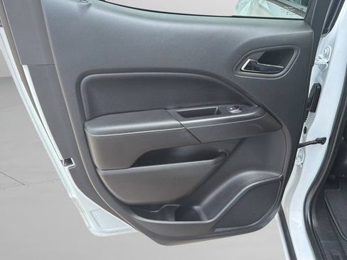 Used 2022 GMC Canyon Elevation RWD image 16
