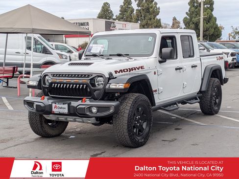 Used 2022 Jeep Gladiator Mojave w/ Trailer Tow Package AWD/4WD image 1