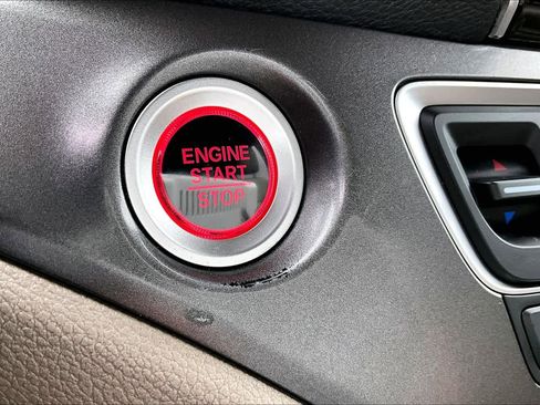 Used 2022 Honda Pilot EX-L image 33