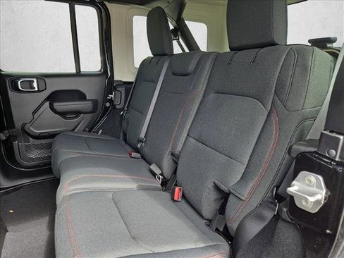 New 2026 Jeep Wrangler Unlimited Rubicon image 15