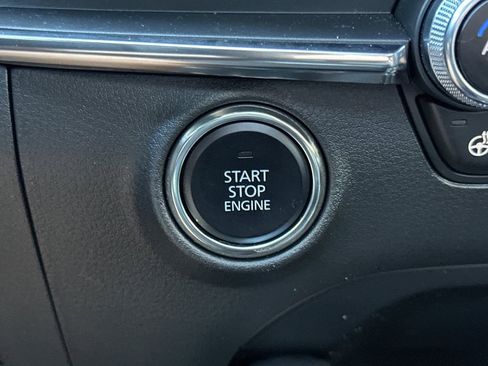 Used 2024 MAZDA MAZDA3 Hatchback w/Premium Plus Pkg AWD/4WD image 21