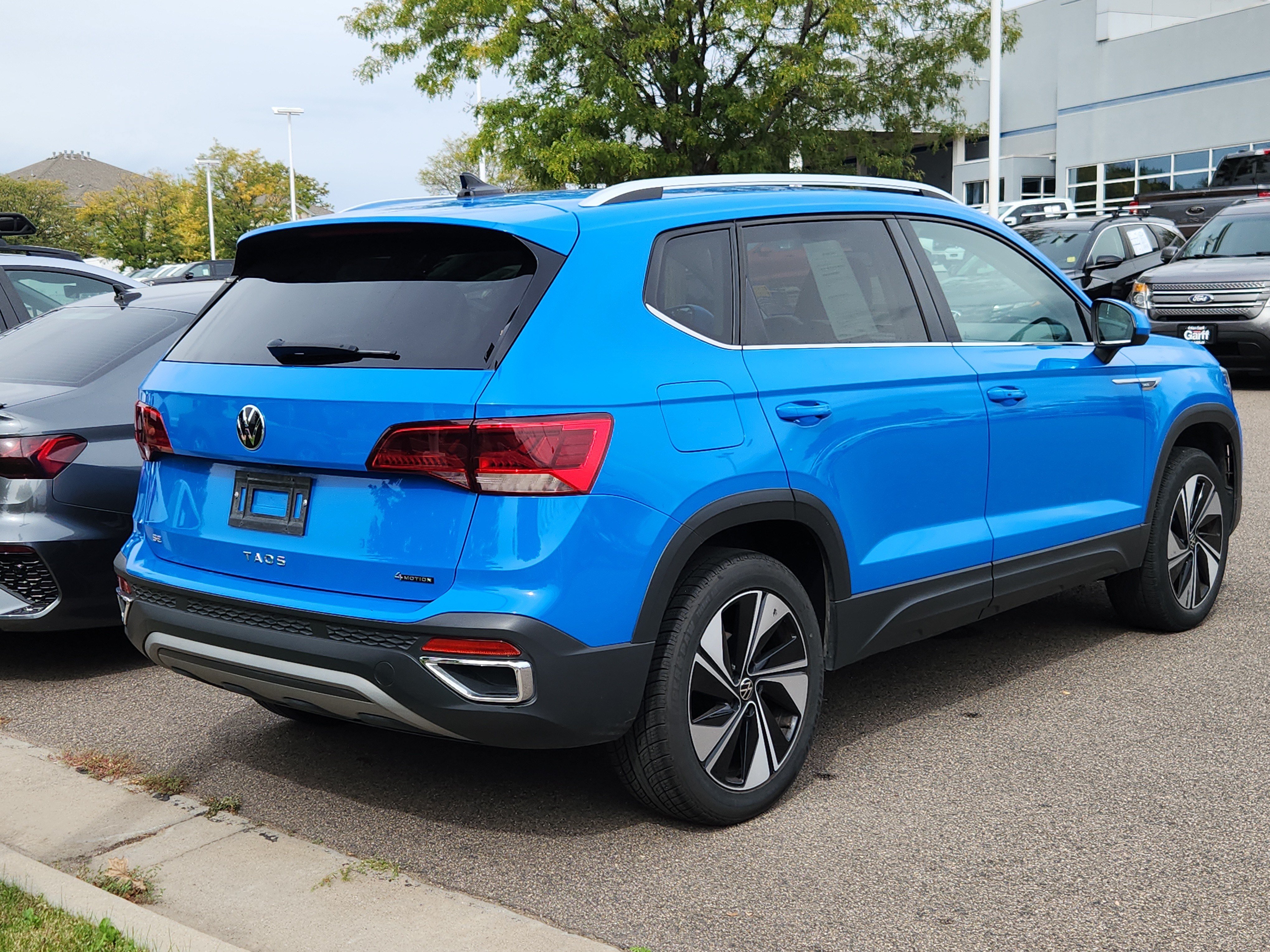 Used 2024 Volkswagen Taos SE AWD/4WD image 27