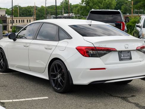Used 2023 Honda Civic Sport image 5