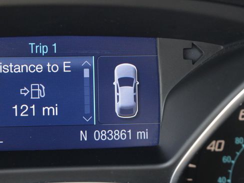 Used 2014 Ford Focus SE w/ SE Sport Package FWD image 22