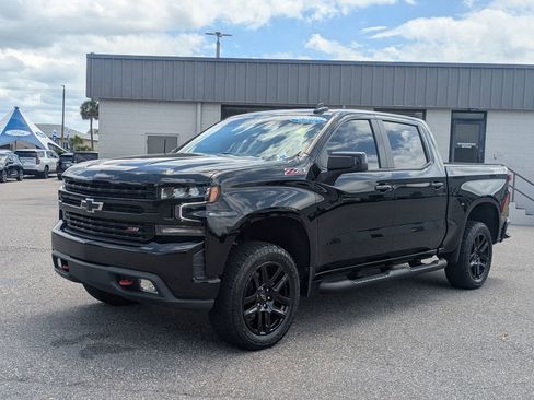 Used 2021 Chevrolet Silverado 1500 LT Trail Boss w/ Bed Protection Package AWD/4WD image 2