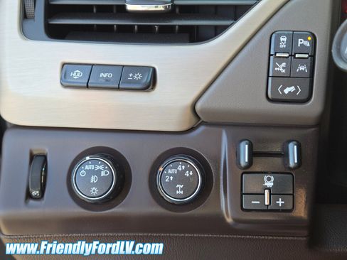 Used 2016 GMC Yukon Denali w/ Open Road Package image 24